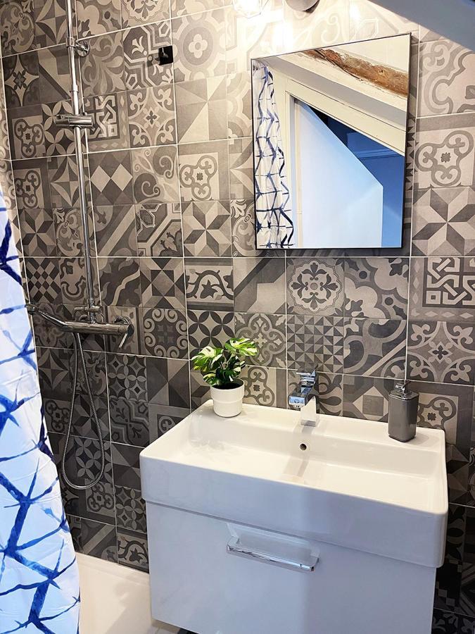 Italian Maison - Studio In The Heart Of Torino Esterno foto