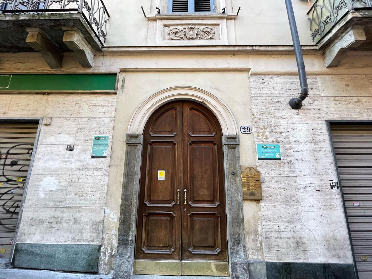 Italian Maison - Studio In The Heart Of Torino Esterno foto